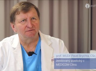Množství kůže, které lze odstranit abdominoplastikou